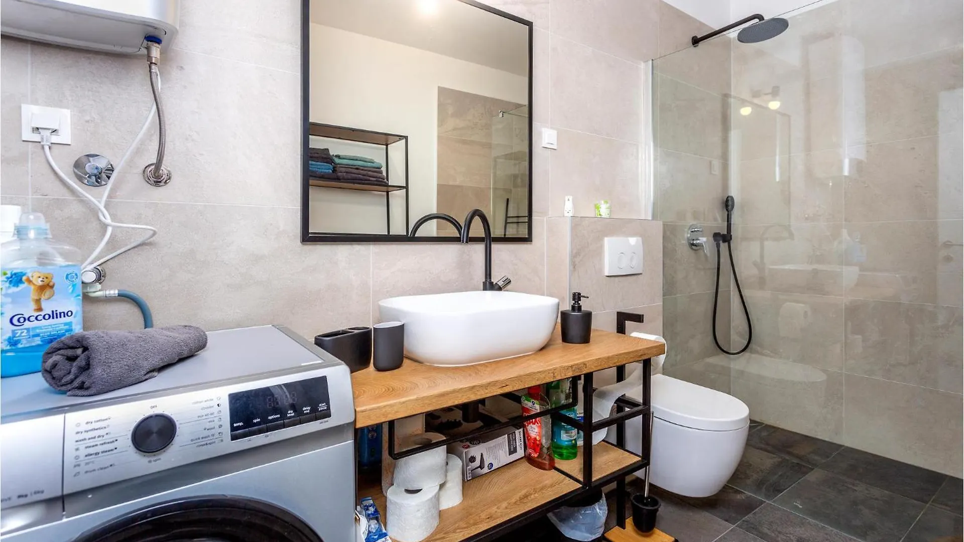 2 Bedroom Stunning Apartment In Omisalj Croatia